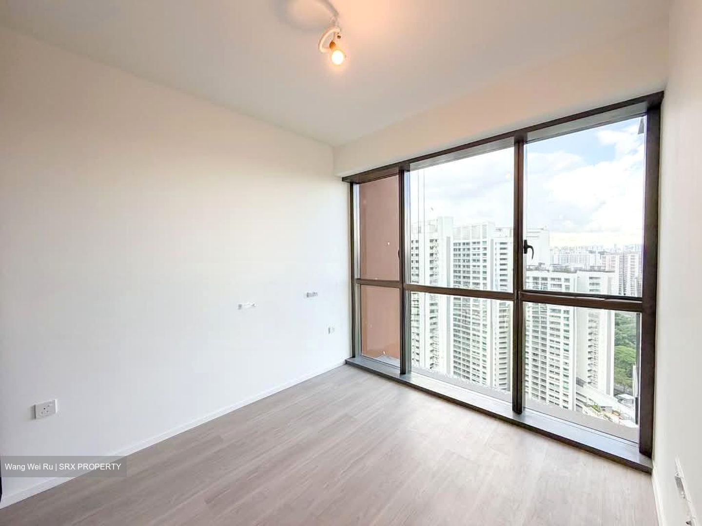 Amo Residence (D20), Apartment #556846561